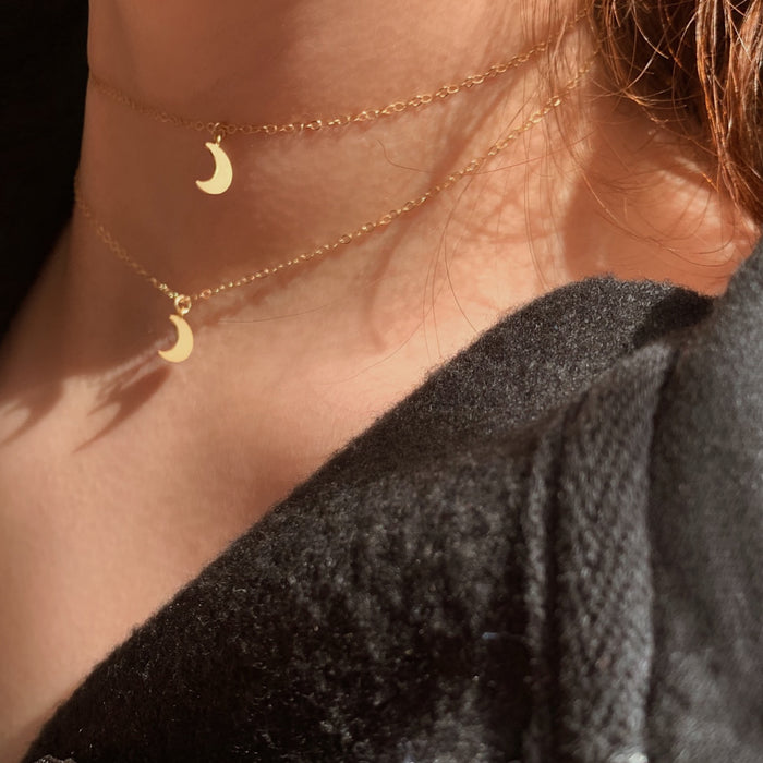 Simple Crescent Necklace - Gold
