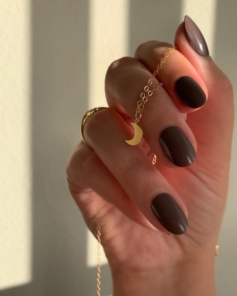 Simple Crescent Necklace - Gold